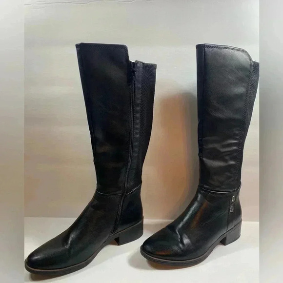 BareTraps Shoes - Bare traps black knee high boots. 7.5